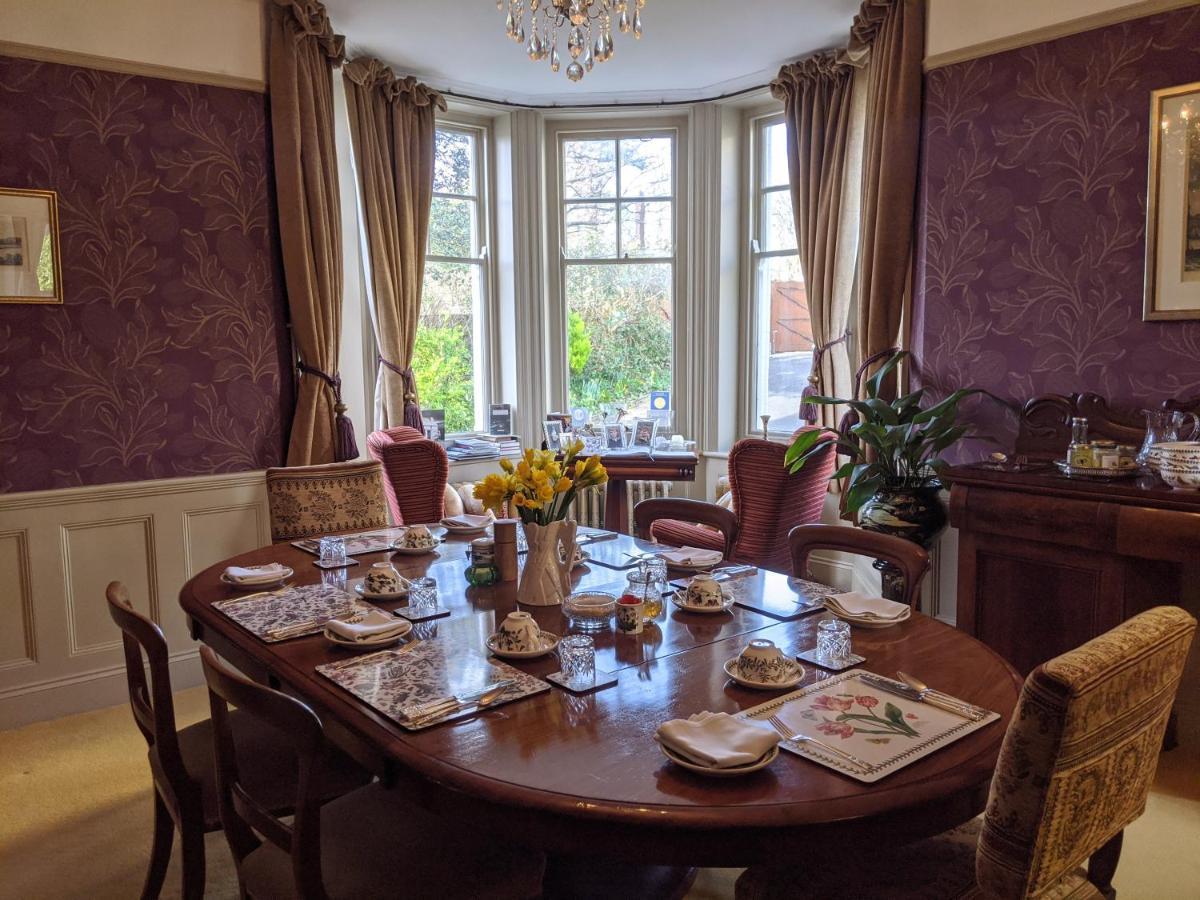 Bed and Breakfast St Katharine'S House Milford Haven Exterior foto
