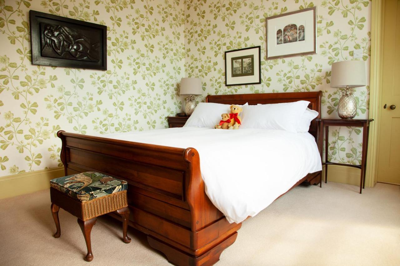 Bed and Breakfast St Katharine'S House Milford Haven Exterior foto